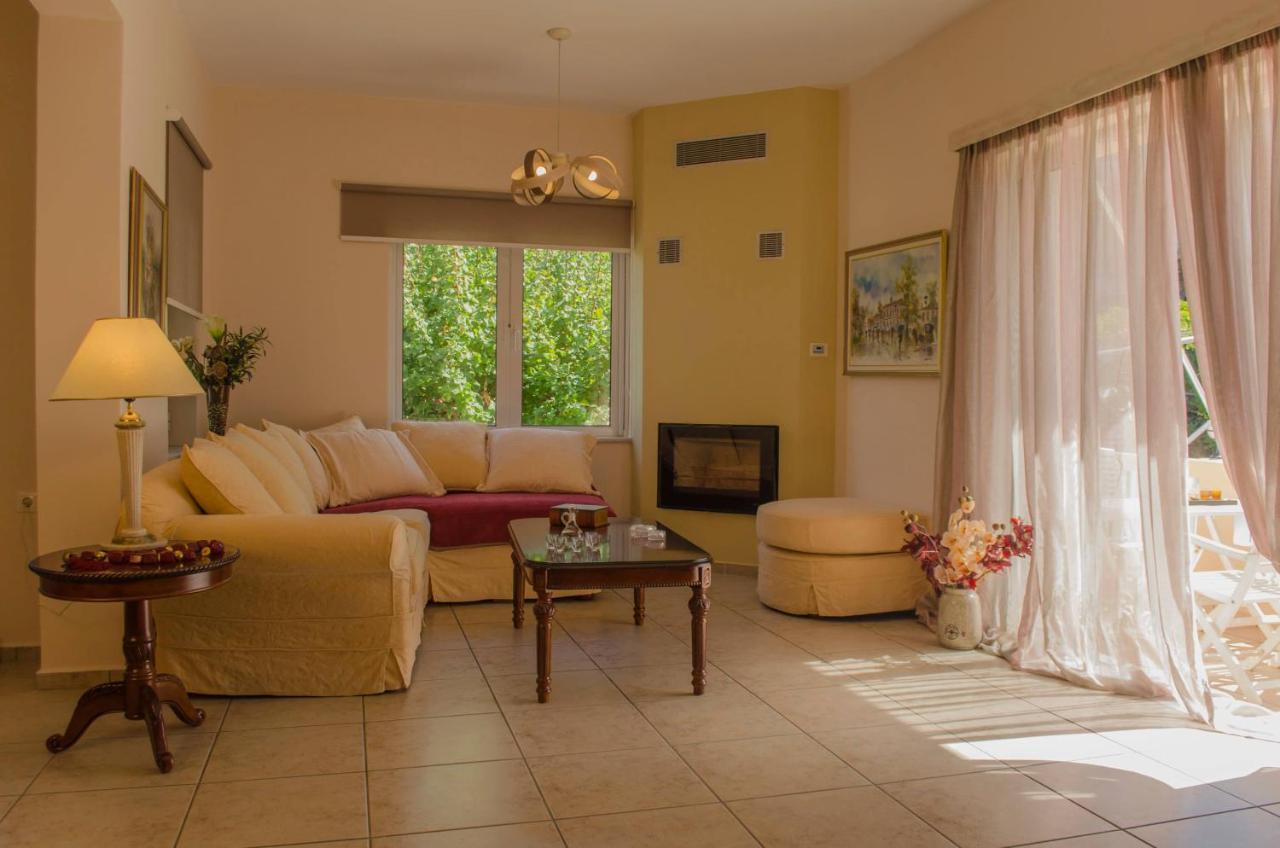 Villa Aretaki Kalamaki  Ngoại thất bức ảnh