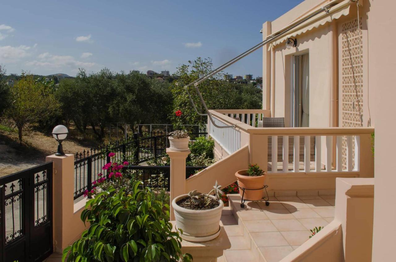 Villa Aretaki Kalamaki  Ngoại thất bức ảnh