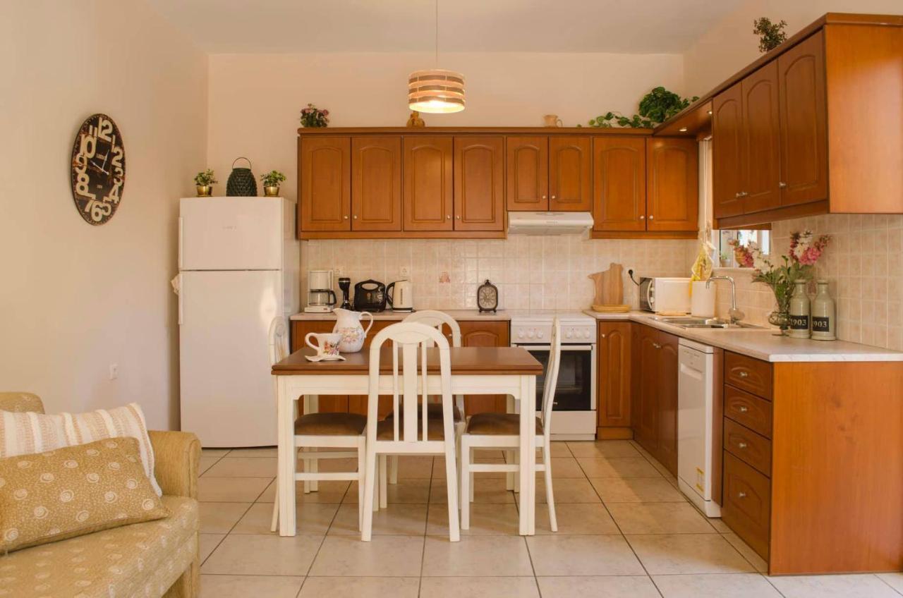 Villa Aretaki Kalamaki  Ngoại thất bức ảnh
